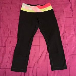 Reversible Lululemon Cropped Leggings - Size 4